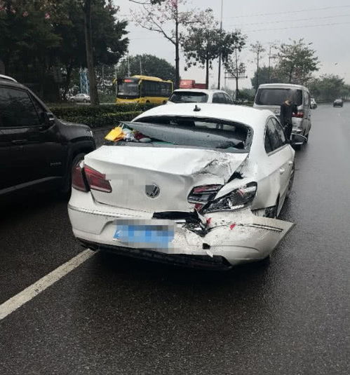 小米SU7車主回應(yīng)遭追尾后后車起火